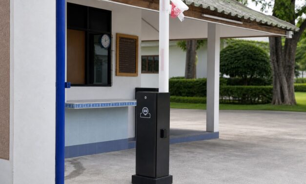 โรงเรียนบางลี่วิทยา ติดตั้งไม้กั้นรถยนต์ CPG420 แบบปุ่มกด พร้อม Radar Sensor กันไม้ตีรถ